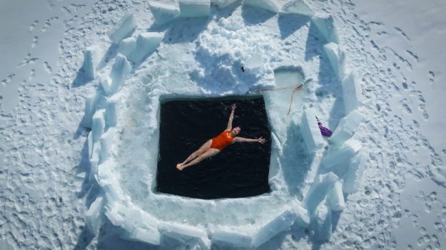 485_Schweiz_F01_Zwischen_Feuer_und_Eis_Webtrailer_Cover